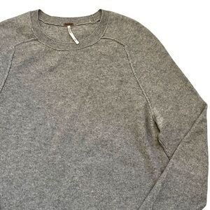Free People Cashmere Silk Sweater Gray Exposed Seam Curved Hem Size SP